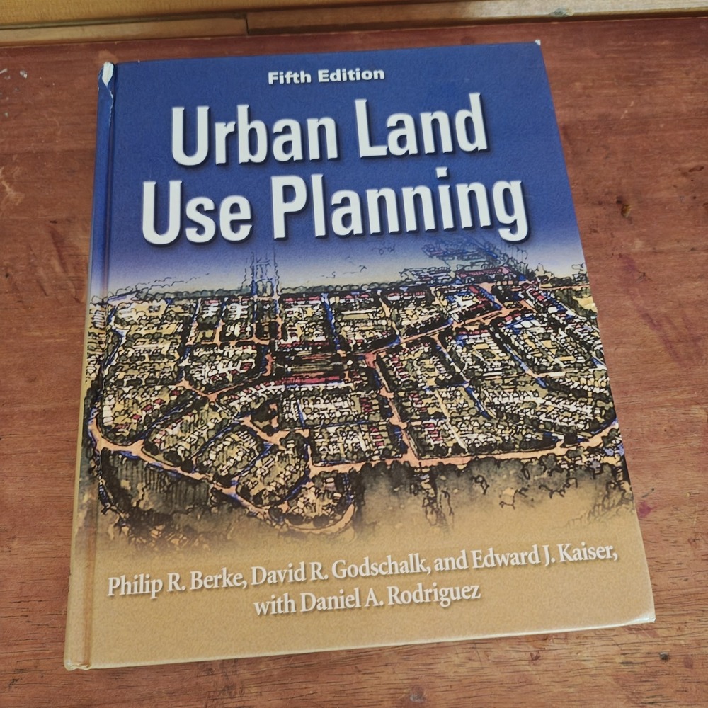 Urban‎ Land Use Planning, Fifth Edition 9780252030796